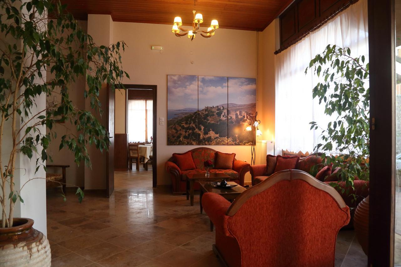 Mani Hotel Areopoli Exterior foto